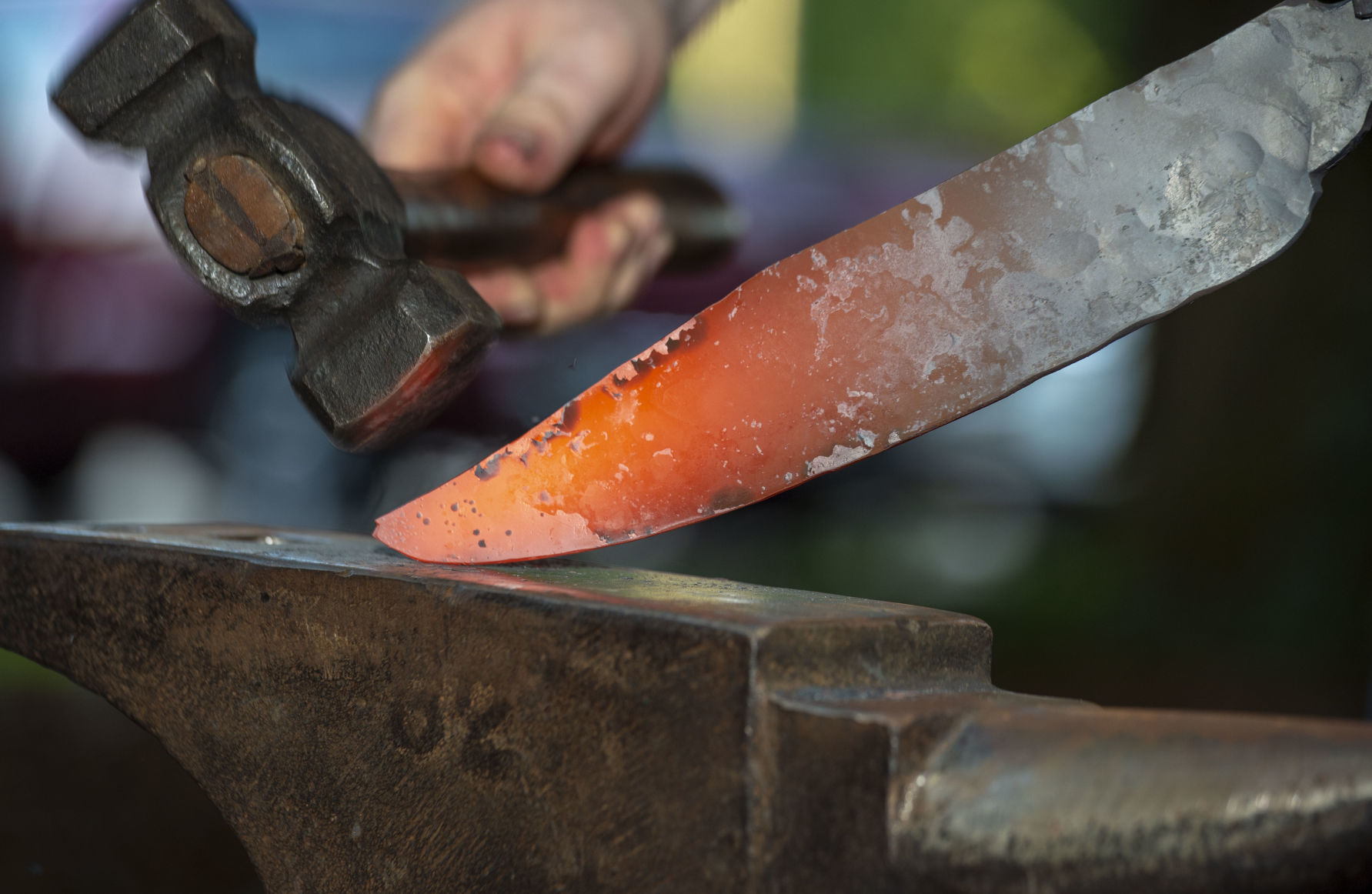 BR.knifemaking.013.JPG